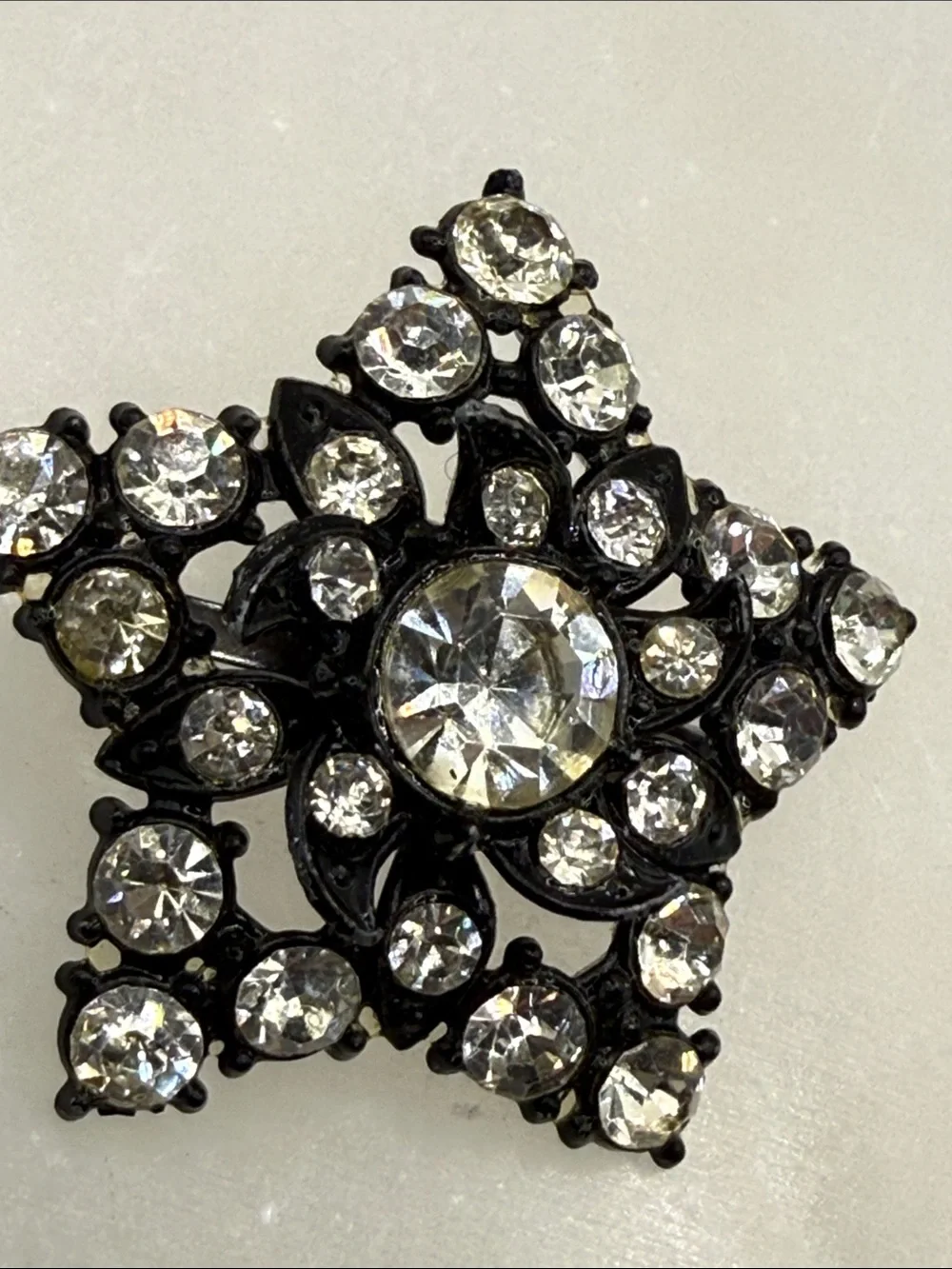 Vintage Starburst  Star rhinestone Pin Brooch - Black Metal unusual piece